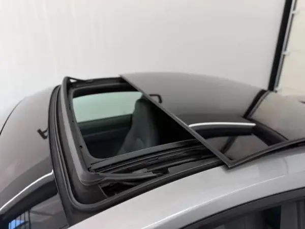 Porsche 911 2020 - 124990 EUR, 99124 km - AUTO.MOTO.pt - 99124km - foto 16 de 25
