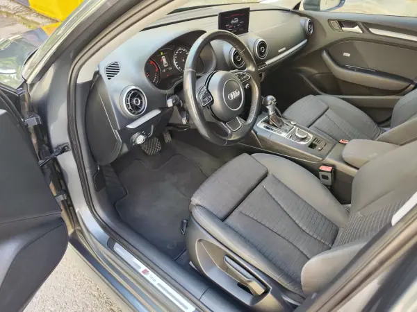 Audi A3 Sportback 2016 - 16980 EUR, 199550 km - AUTO.MOTO.pt - 199550km - foto 23 de 39