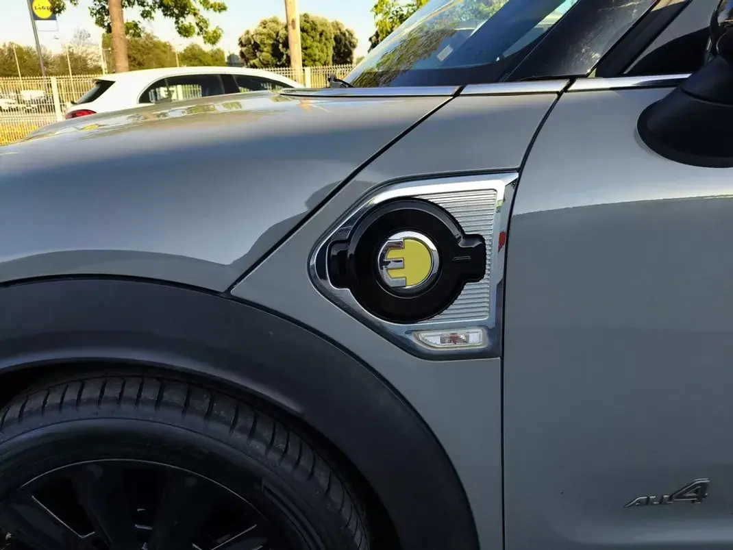 MINI Countryman 2018 - 18250 EUR, 148200 km - AUTO.MOTO.pt - 148200km - foto 26 de 31