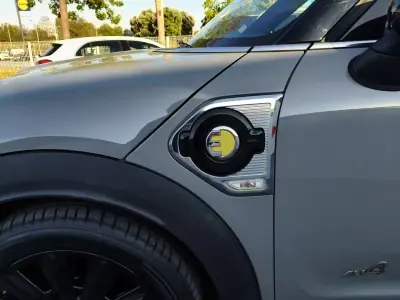 MINI Countryman 2018 - 18250 EUR, 148200 km - AUTO.MOTO.pt - 148200km - foto 26 de 31