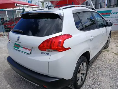 Peugeot 2008 2016 - 8650 EUR, 88623 km - AUTO.MOTO.pt - 88623km - foto 9 de 25