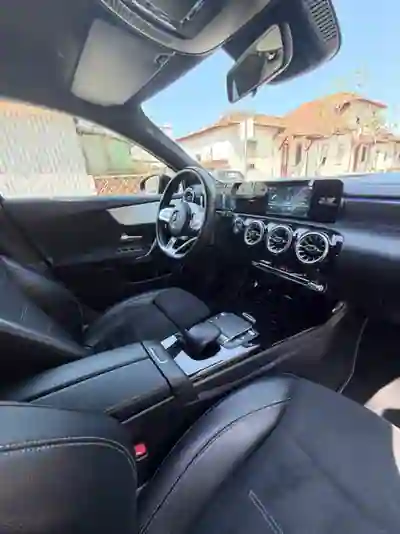 Mercedes-Benz A 220 2021 - 33950 EUR, 140000 km - AUTO.MOTO.pt - 140000km - foto 13 de 13