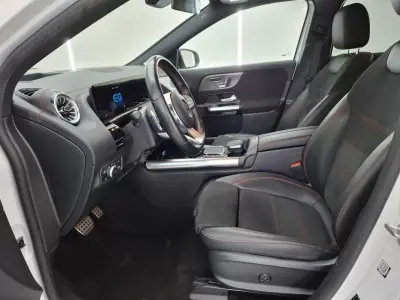 Mercedes-Benz EQA 2021 - 29990 EUR, 89396 km - AUTO.MOTO.pt - 89396km - foto 8 de 12