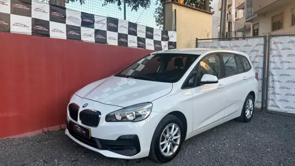 BMW 216 Gran Tourer 2019 - 14900 EUR, 99700 km - AUTO.MOTO.pt - 99700km - foto 2 de 12