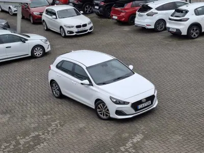 Hyundai i30 2020 - 13000 EUR, 123500 km - AUTO.MOTO.pt - 123500km - foto 24 de 25