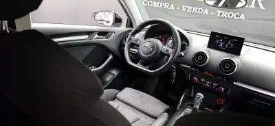 Audi A3 Limousine 2014 - 19900 EUR, 164761 km - 164761km - foto 39 de 40