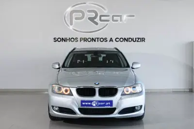 BMW 318 2011 — foto 2 de 31