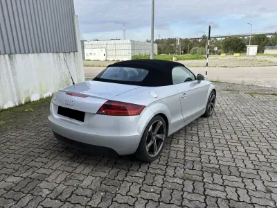 Audi TT Roadster 2007 - 16950 EUR, 132000 km - AUTO.MOTO.pt - 132000km - foto 3 de 10