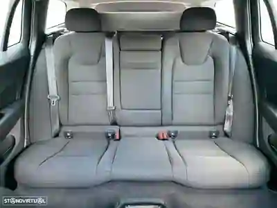 Volvo V60 2021 - 25990 EUR, 82125 km - AUTO.MOTO.pt - 82125km - foto 7 de 51