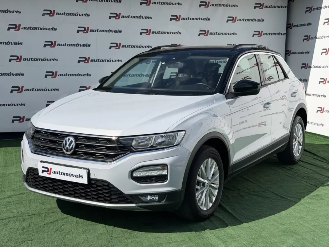Volkswagen T-Roc 2018 - 16990 EUR, 108000 km - AUTO.MOTO.pt - 108000km - foto 1 de 11