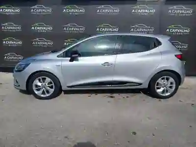 Renault Clio 2018 — foto 3 de 15