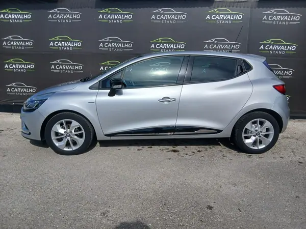 Renault Clio 2018 — foto 3 de 15