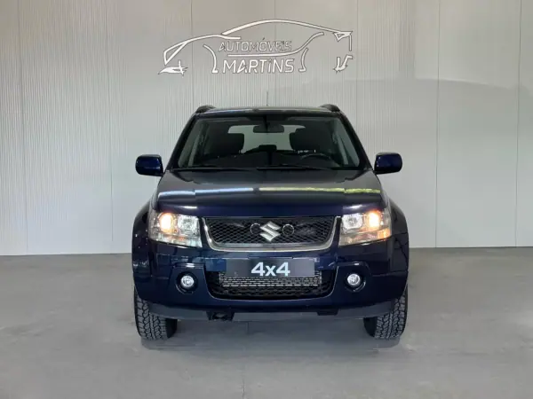 Suzuki Grand Vitara 2006 - 10500 EUR, 189809 km - AUTO.MOTO.pt - 189809km - foto 5 de 20