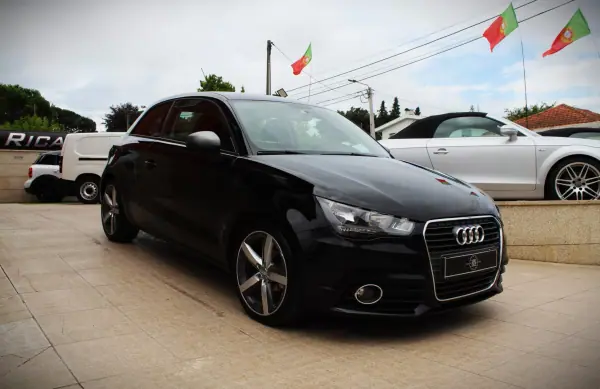 Audi A1 2011 - 11450 EUR, 136350 km - AUTO.MOTO.pt - 136350km - foto 3 de 26