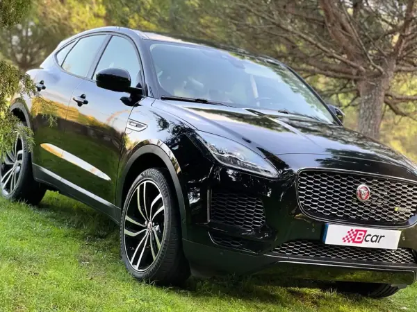 Jaguar E-Pace 2018 - 29750 EUR, 77000 km - AUTO.MOTO.pt - 77000km - foto 10 de 53