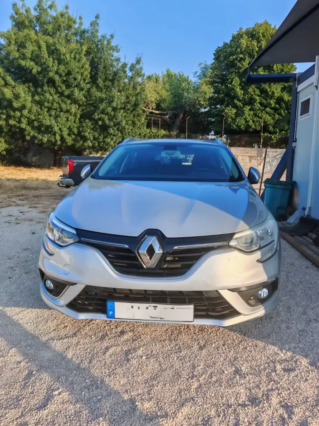Renault Mégane Sport Tourer 2020 - 13750 EUR, 134000 km - 134000km - foto 4 de 21