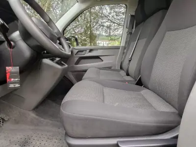 VW T6 TRANSPORTER 2.0 TDI KASTEN/ 3 LUGARES/ IVA DEDUTIVEL 2023 - 27490 EUR, 43500 km - AUTO.MOTO.pt - 43500km - foto 21 de 28