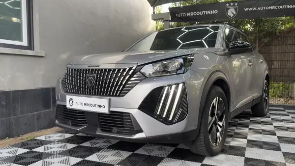 Peugeot 2008 PureTech 100 Allure 2024 Gasolina