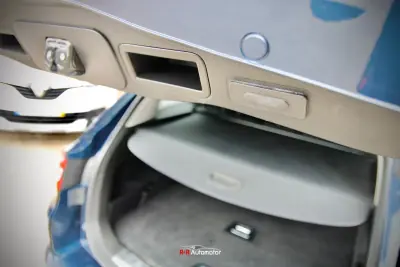 Renault Talisman Sport Tourer 2016 - 14750 EUR, 104000 km - AUTO.MOTO.pt - 104000km - foto 13 de 46