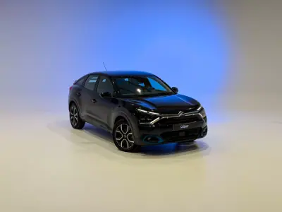 Citroën e-C4 2022 - 19450 EUR, 102769 km - foto 1 de 23