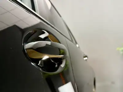 BMW 320 2019 - 21990 EUR, 243987 km - AUTO.MOTO.pt - 243987km - foto 7 de 18