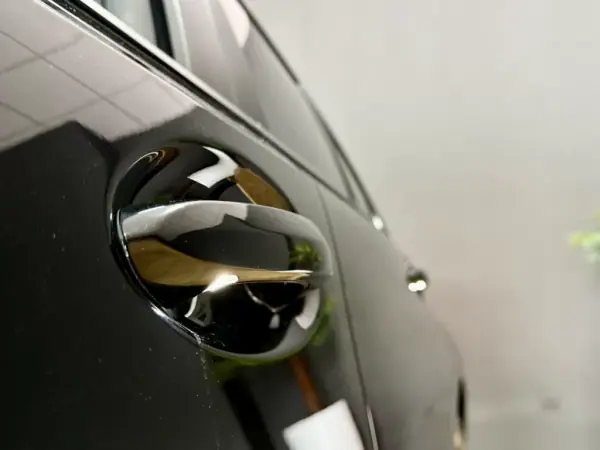 BMW 320 2019 - 21990 EUR, 243987 km - AUTO.MOTO.pt - 243987km - foto 7 de 18