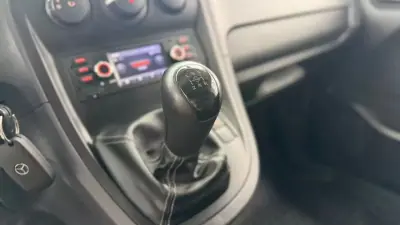 Mercedes-Benz Citan 2017 - 12990 EUR, 108303 km - 108303km - foto 19 de 22