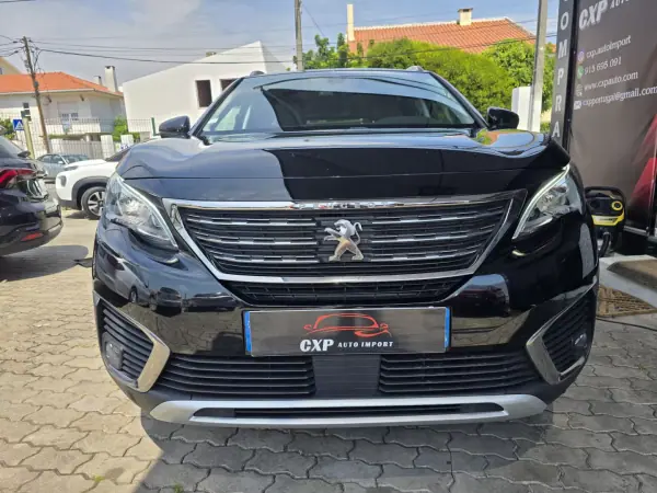 Peugeot 5008 2019 - 16900 EUR, 130000 km - AUTO.MOTO.pt - 130000km - foto 6 de 18