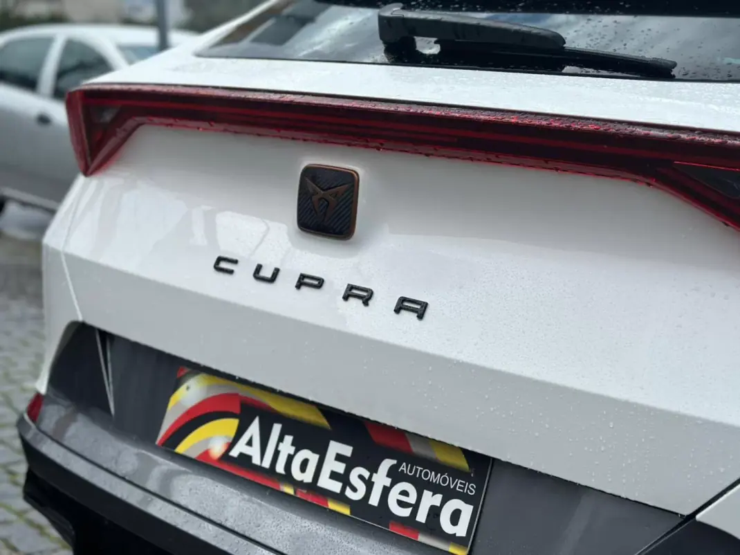 Cupra Formentor 2022 - 28900 EUR, 113061 km - AUTO.MOTO.pt - 113061km - foto 3 de 26