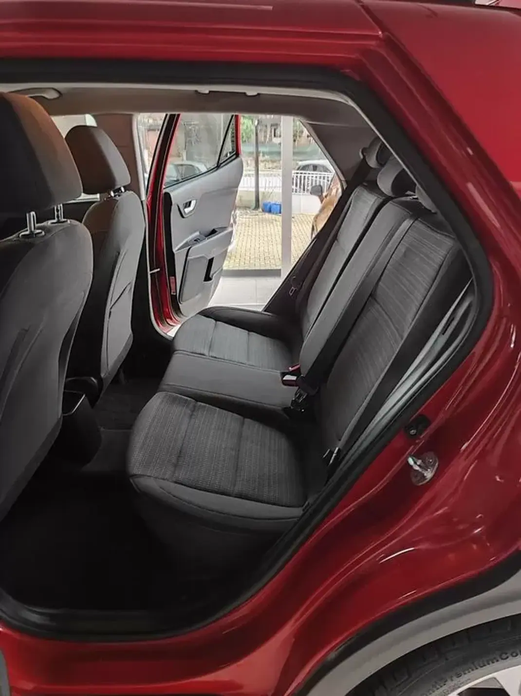 Kia Stonic 2021 - 14950 EUR, 29990 km - AUTO.MOTO.pt - 29990km - foto 14 de 33