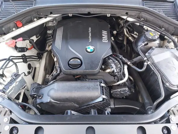 BMW X4 2015 - 26950 EUR, 209556 km - AUTO.MOTO.pt - 209556km - foto 57 de 60