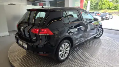 Volkswagen Golf 2013 - 7900 EUR, 207049 km - AUTO.MOTO.pt - 207049km - foto 20 de 54