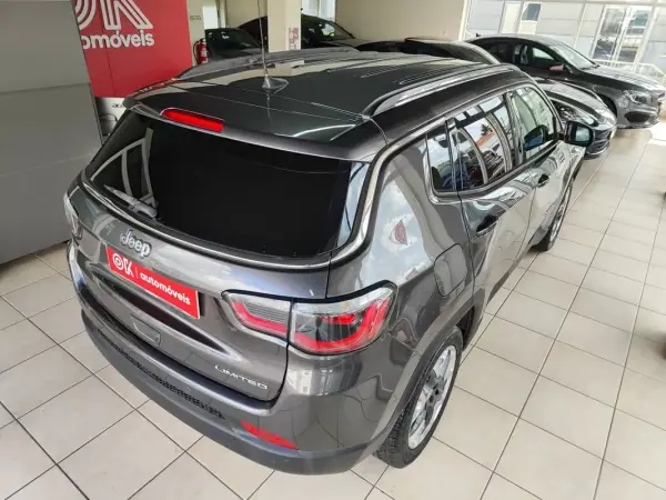 Jeep Compass 2018 - 17250 EUR, 110000 km - AUTO.MOTO.pt - 110000km - foto 12 de 34
