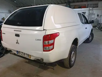 Mitsubishi L200 2.4 DI-D CE 3LUG Club Invite 4WD 2019 - 22900 EUR, 126430 km - AUTO.MOTO.pt - 126430km - foto 2 de 10