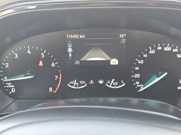 Ford Focus SW 2019 - 13800 EUR, 115000 km - AUTO.MOTO.pt - 115000km - foto 42 de 54