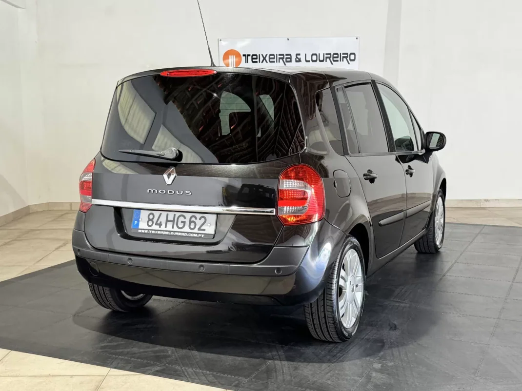 Renault Modus 2009 - 4900 EUR, 164416 km - 164416km - foto 5 de 22