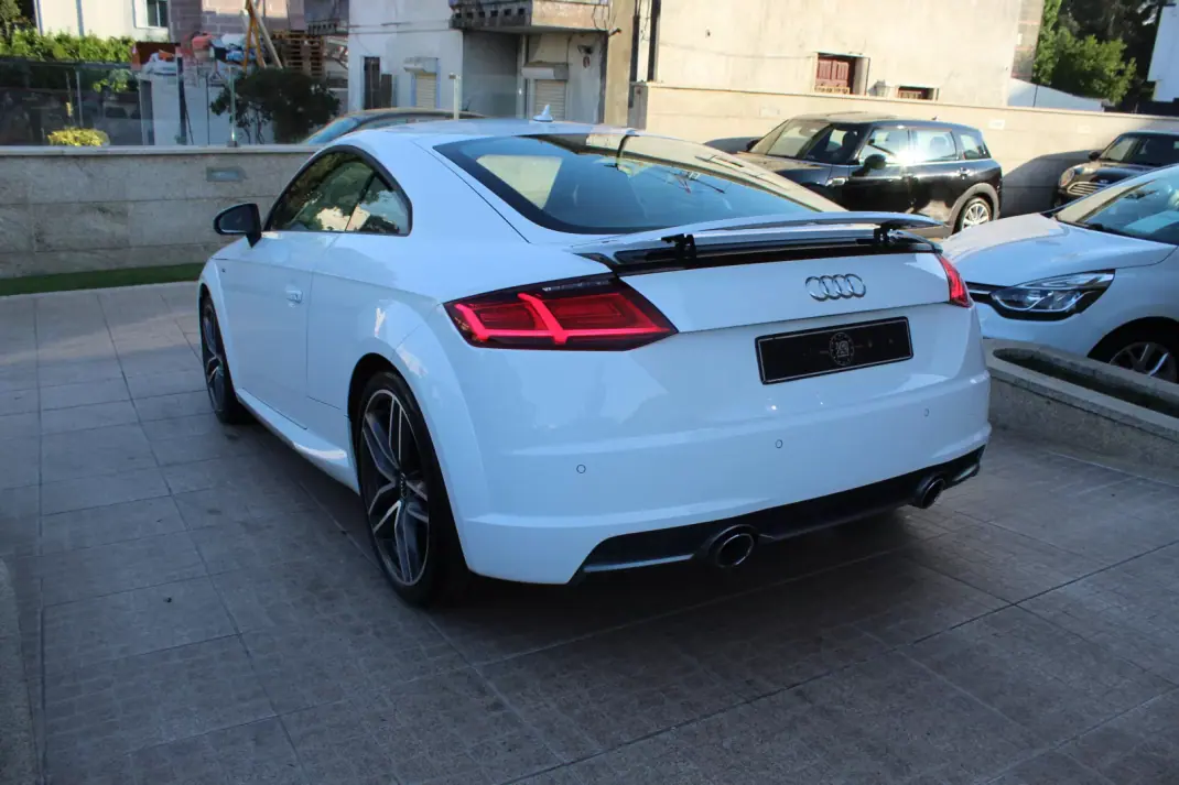 Audi TT Coupé 2015 - 23990 EUR, 242950 km - 242950km - foto 7 de 28