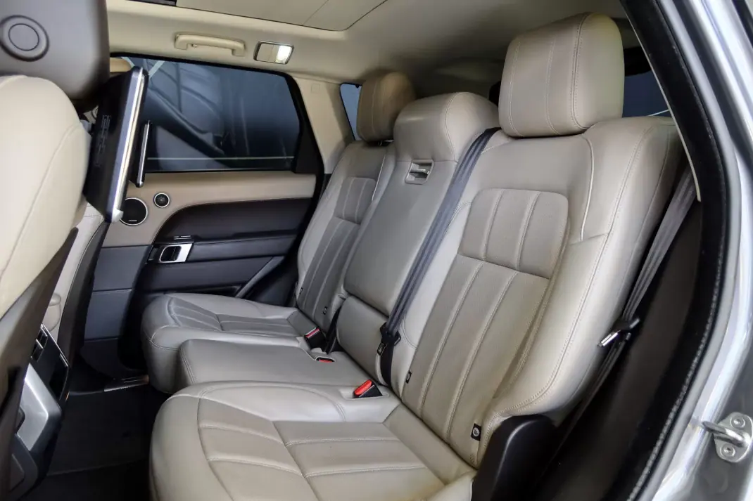 Land Rover Range Rover Sport 2019 - 48000 EUR, 175779 km - AUTO.MOTO.pt - 175779km - foto 19 de 24