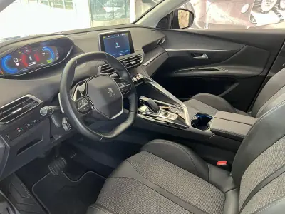 Peugeot 3008 2020 - 19800 EUR, 79544 km - AUTO.MOTO.pt - 79544km - foto 6 de 24