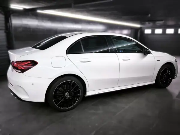 Mercedes-Benz A 250 Limousine 2020 - 25950 EUR, 141000 km - AUTO.MOTO.pt - 141000km - foto 32 de 55