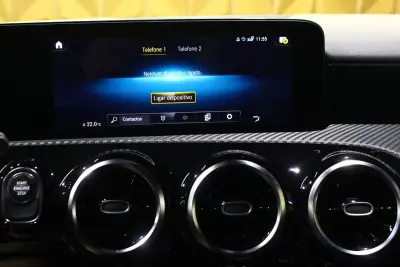 Mercedes-Benz A 250 2020 - 23900 EUR, 140000 km - AUTO.MOTO.pt - 140000km - foto 28 de 35