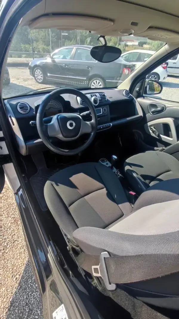 Smart Fortwo Cabrio 2013 - 8279 EUR, 110056 km - AUTO.MOTO.pt - 110056km - foto 5 de 19