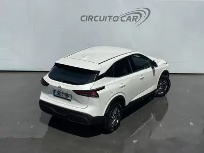 Nissan Qashqai 2023 - 22950 EUR, 31420 km - AUTO.MOTO.pt - 31420km - foto 7 de 9