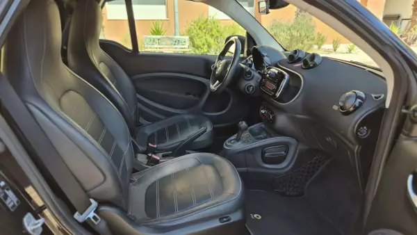 Smart Fortwo Cabrio 2017 — foto 3 de 21