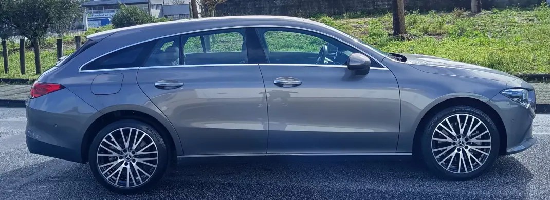 Mercedes-Benz CLA 250 2022 - 28990 EUR, 46200 km - AUTO.MOTO.pt - 46200km - foto 6 de 27