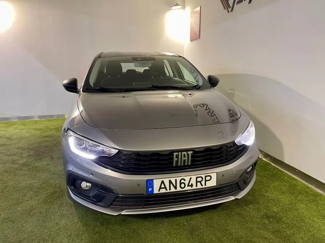 Fiat Tipo Station Wagon 2022 - 13950 EUR, 79000 km - AUTO.MOTO.pt - 79000km - foto 3 de 30