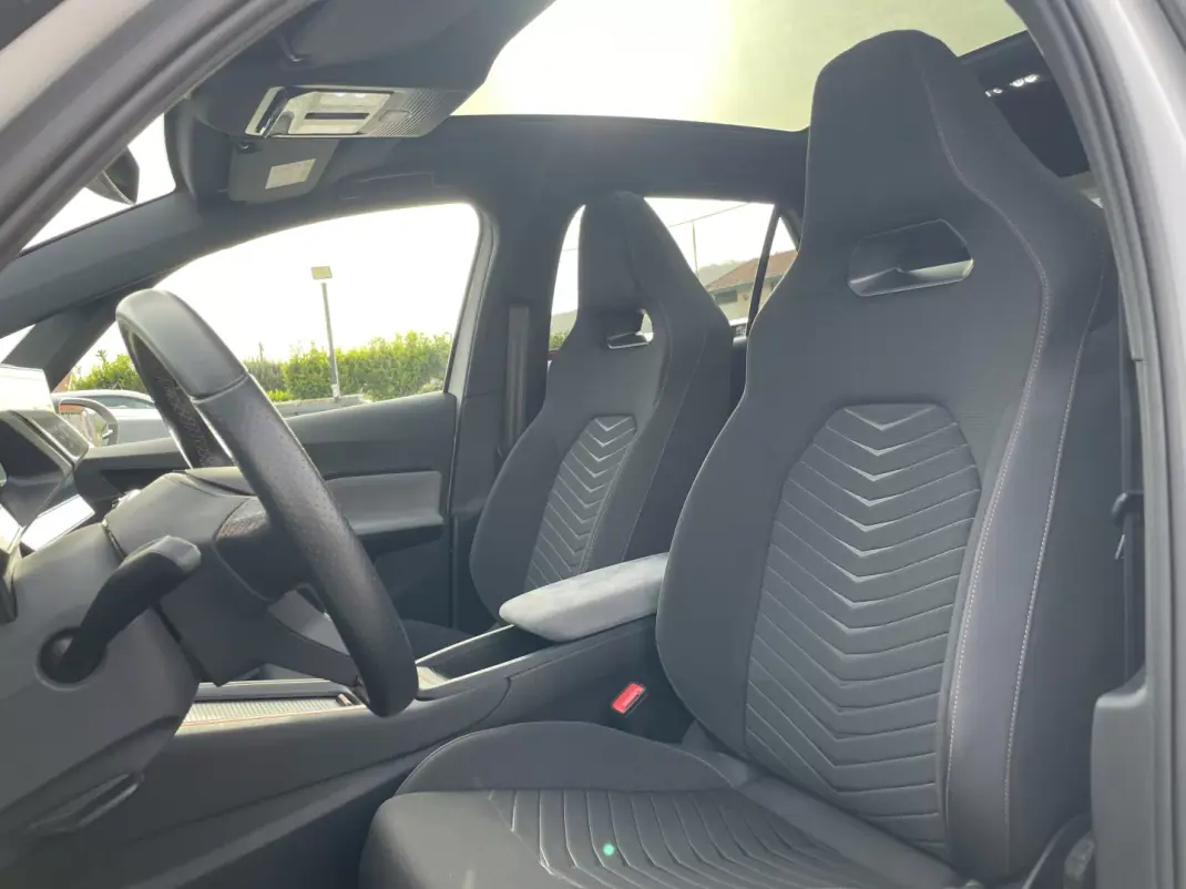 Cupra Born 2022 - 23495 EUR, 49504 km - AUTO.MOTO.pt - 49504km - foto 15 de 37
