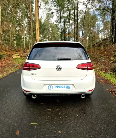 Volkswagen Golf 2015 - 18990 EUR, 167000 km - AUTO.MOTO.pt - 167000km - foto 11 de 30