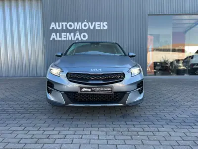 Kia XCeed 2022 — foto 2 de 21