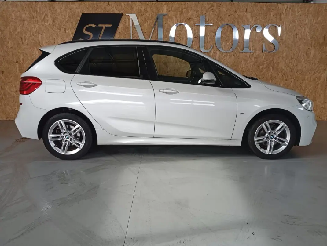 BMW 218 Active Tourer 2015 - 19950 EUR, 130068 km - AUTO.MOTO.pt - 130068km - foto 7 de 20